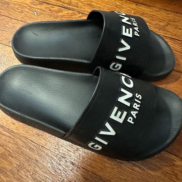 Givenchy slides - Picture 2 of 3